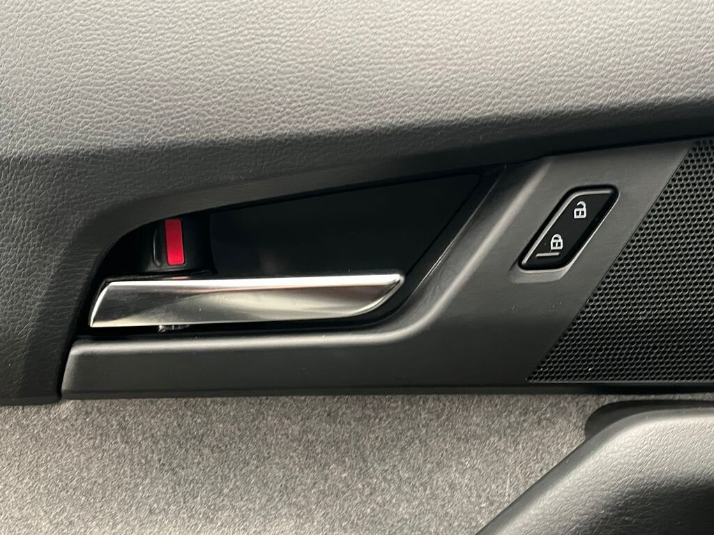 Mazda MX-30 SUV / Terénní 0,0 107 kw