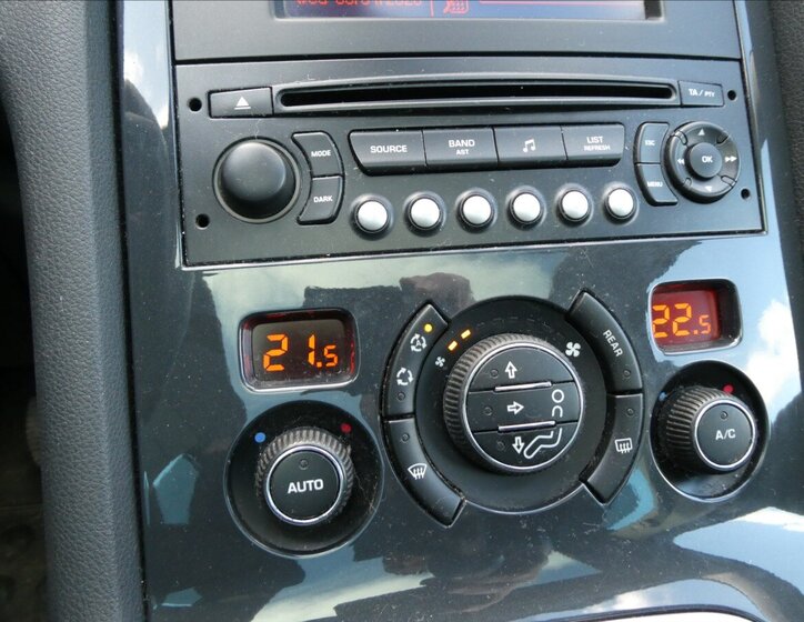 Peugeot 5008 MPV 1,6 l 115 kw