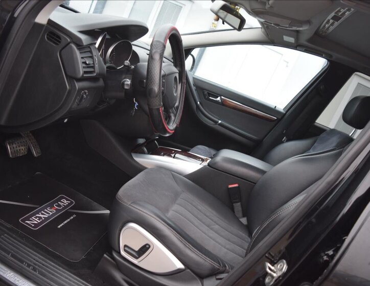 Mercedes-Benz Třídy R Kombi 3,0 l 140 kw