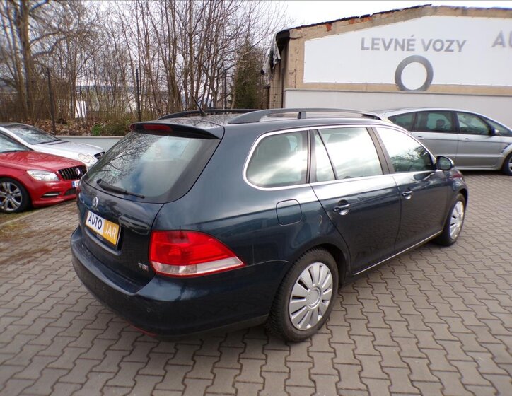 Volkswagen Golf Kombi 1,4 l 90 kw