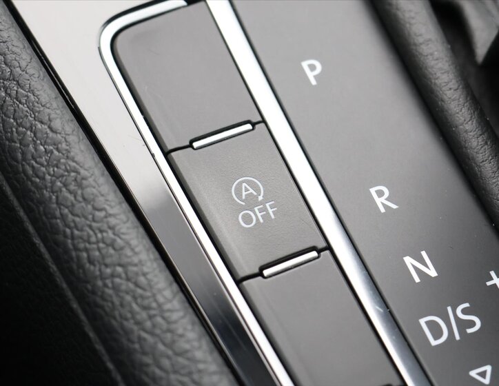 Volkswagen Golf Kombi 1,5 l 110 kw