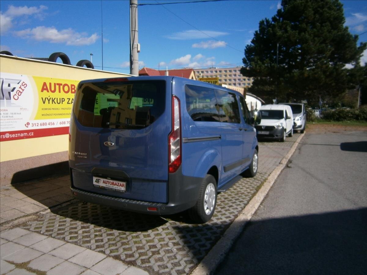 Ford Tourneo Custom VAN / Minibus 2,2 l 92 kw