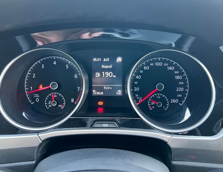 Volkswagen Touran 10