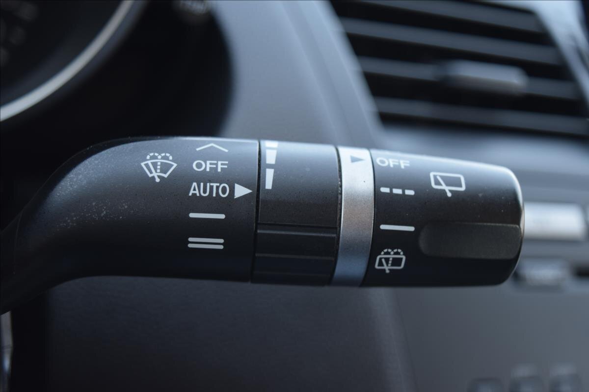 Mazda 3 Hatchback 1,6 l 77 kw