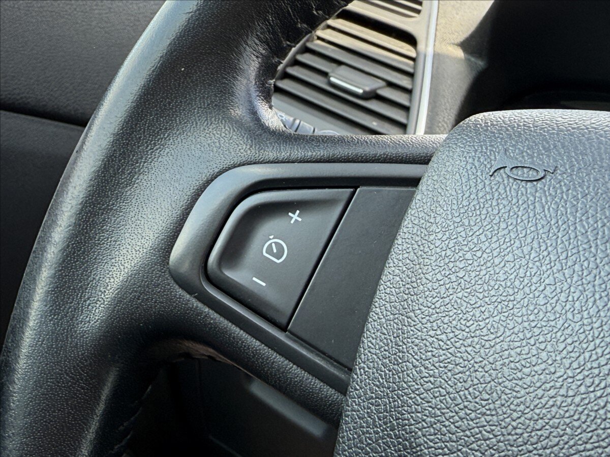 Renault Laguna Liftback 1,5 l 81 kw