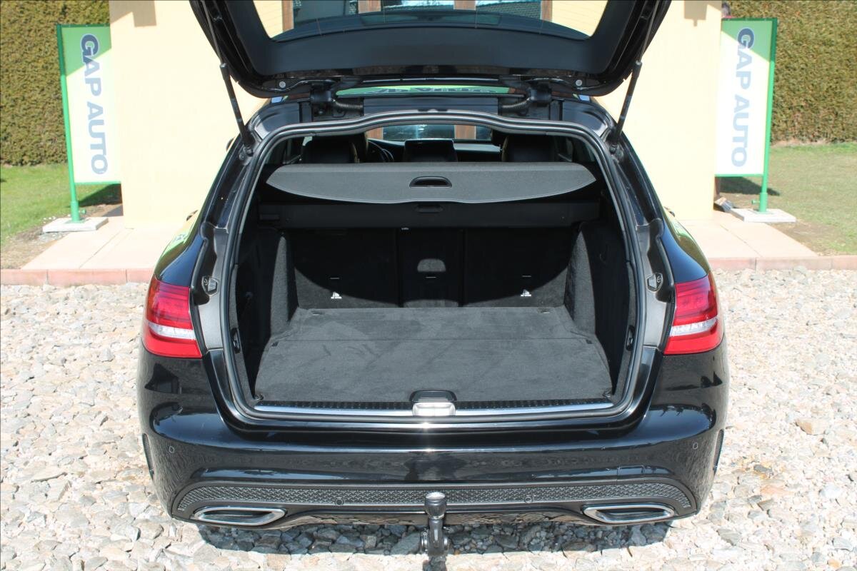 Mercedes-Benz Třídy C Kombi 2,1 l 150 kw