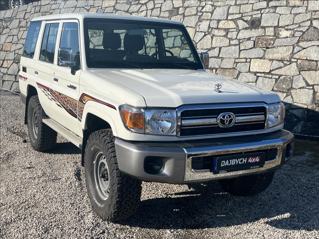 Toyota Land Cruiser Ostatní 4,0 l 170 kw