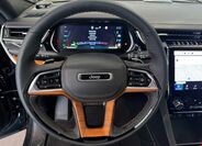 Jeep Grand Cherokee 8