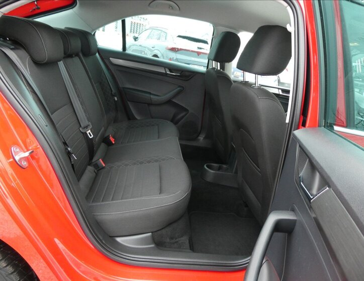 Škoda Rapid Sedan 999,0 81 kw