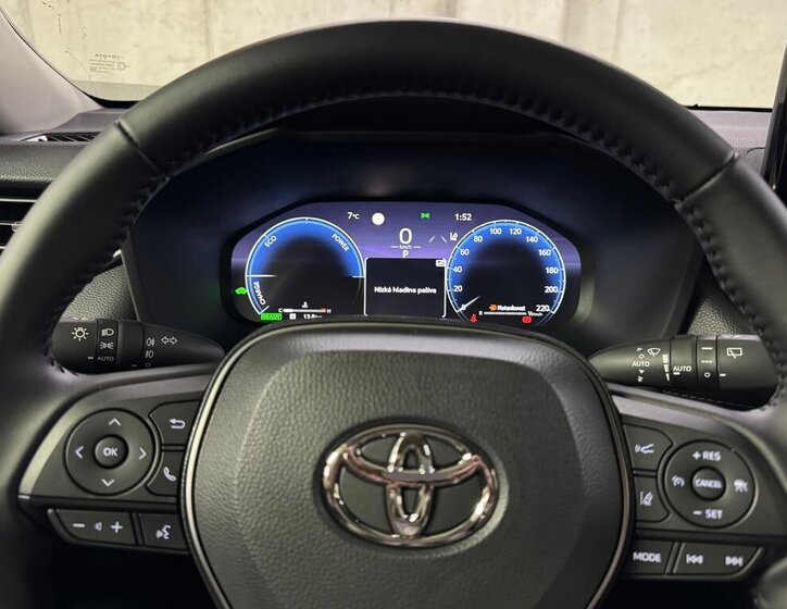 Toyota RAV4 SUV 2,5 l 163 kw