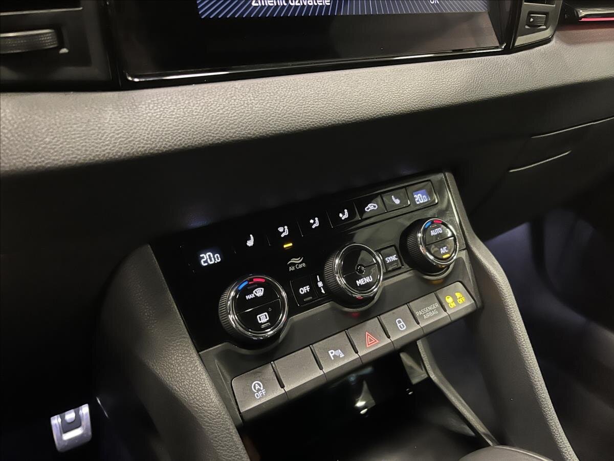 Škoda Karoq SUV / Terénní 2,0 l 140 kw