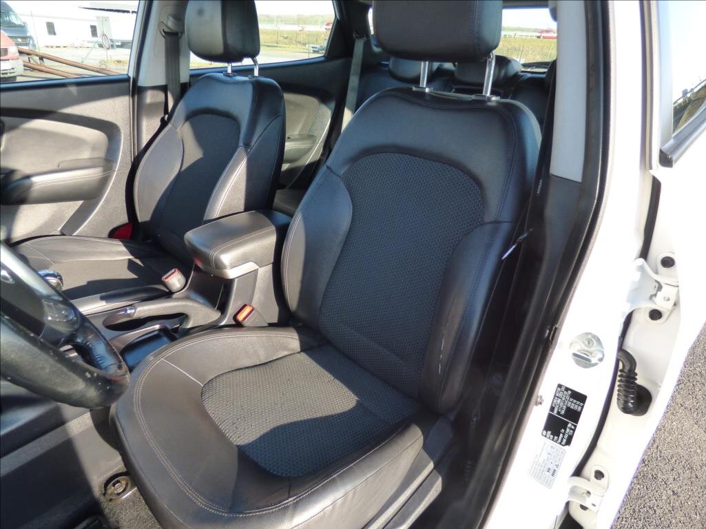 Hyundai ix35 SUV / Terénní 1,6 l 99 kw