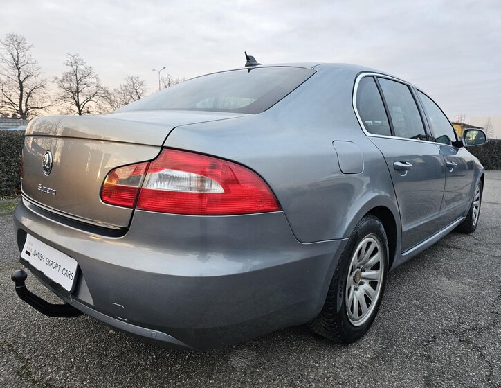 Škoda Superb 8