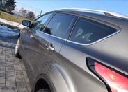 Ford Kuga SUV 1,5 l 88 kw