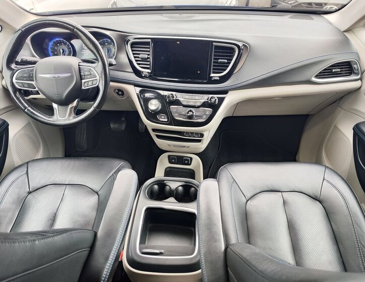 Chrysler Pacifica MPV 3,6 l 214 kw