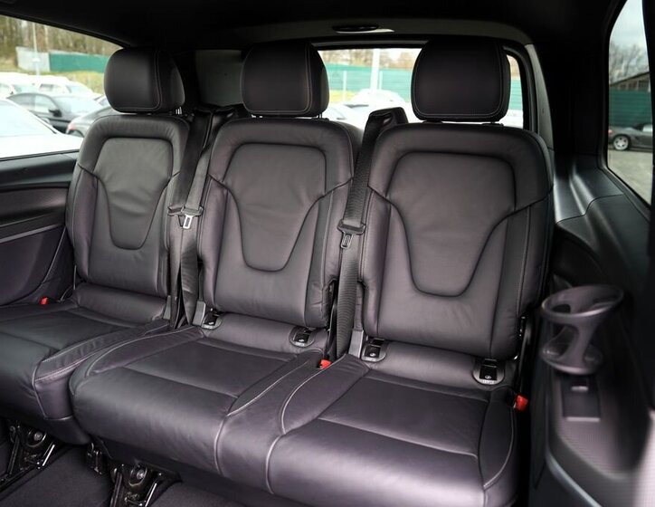 Mercedes-Benz Třídy V MPV 2,0 l 176 kw