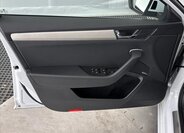 Škoda Superb Sedan / Limuzína 1,4 l 160 kw