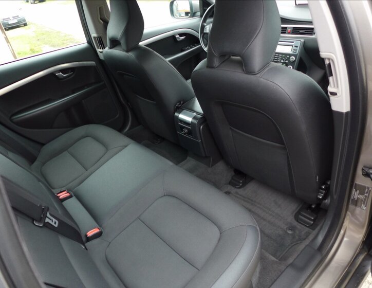 Volvo XC70 Kombi 2,4 l 120 kw