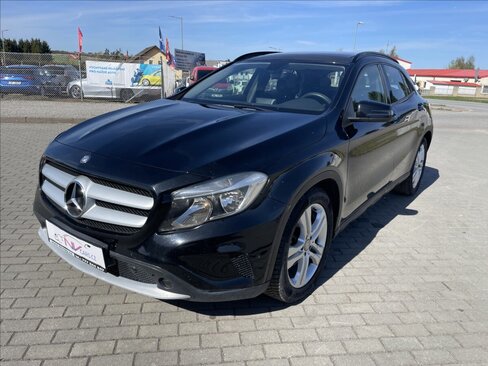 Mercedes-Benz GLA Kombi 2,1 l 100 kw
