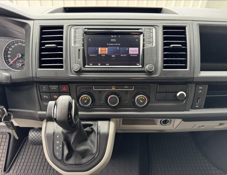 Volkswagen Transporter Skříň 2,0 l 110 kw
