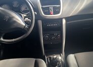 Peugeot 207 Kombi 1,4 l 54 kw