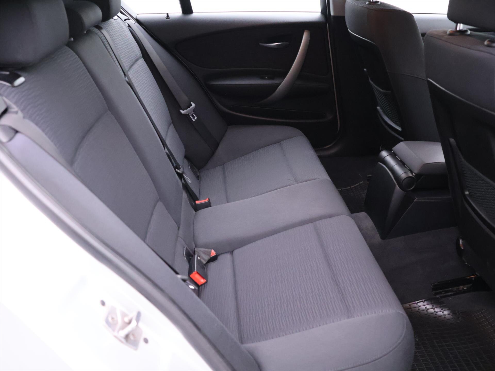 BMW Řada 1 Hatchback 2,0 l 90 kw