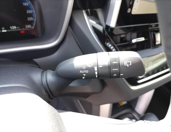 Toyota Corolla Cross 22