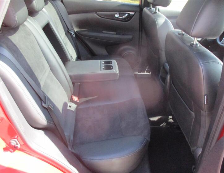Nissan Qashqai 11