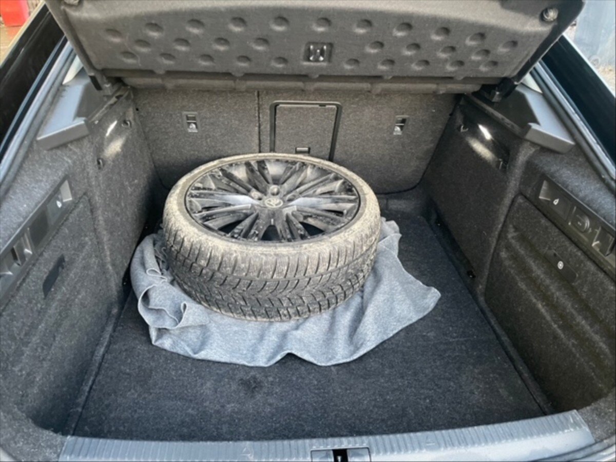 Škoda Superb Liftback 2,0 l 110 kw