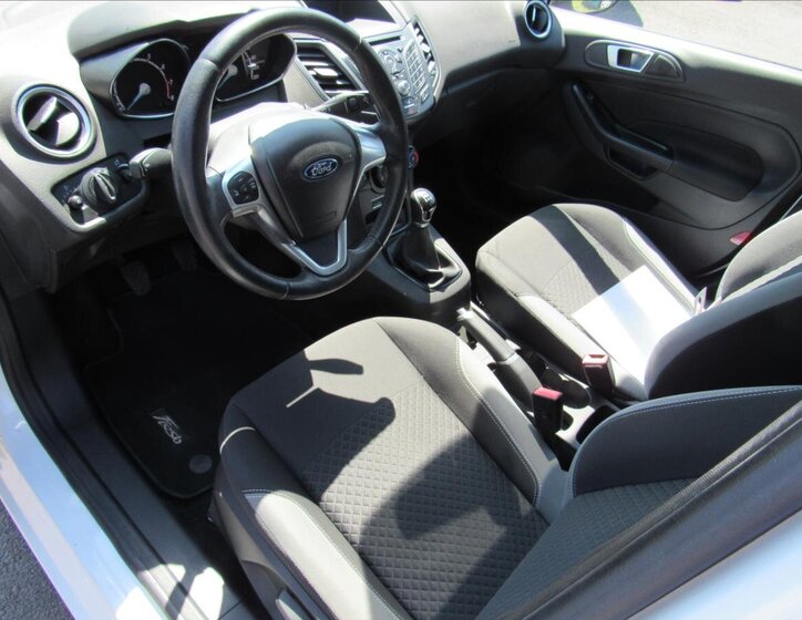 Ford Fiesta Hatchback 998,0 74 kw