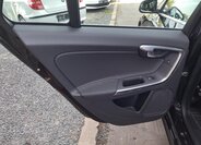 Volvo V60 Kombi 2,0 l 120 kw