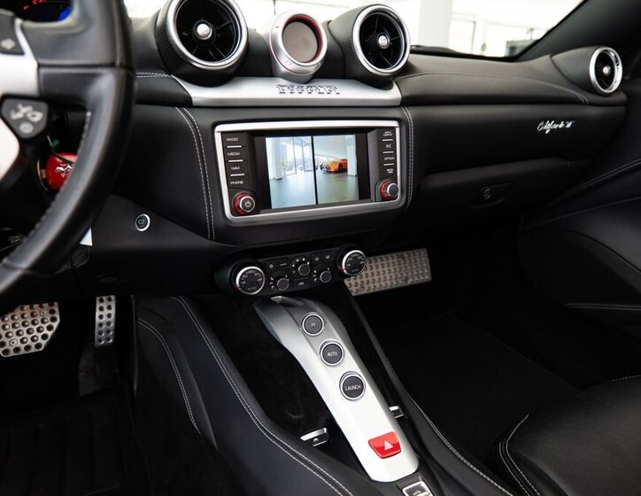 Ferrari California Kabriolet 3,9 l 412 kw