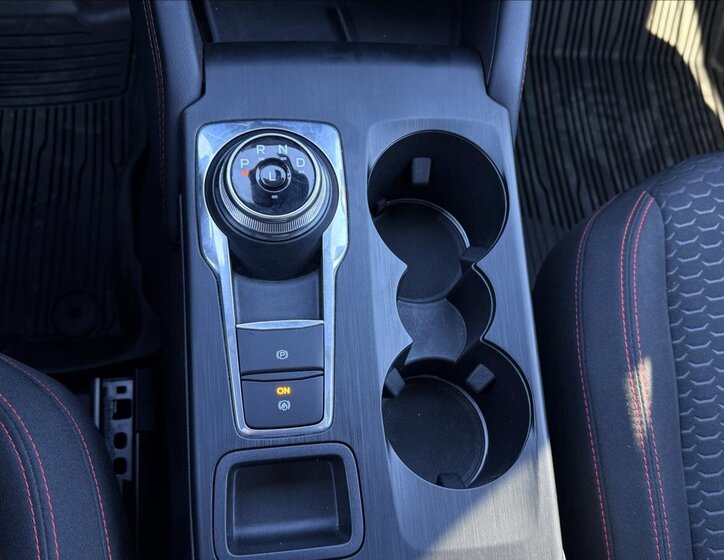 Ford Kuga SUV / Terénní 1,5 l 137 kw