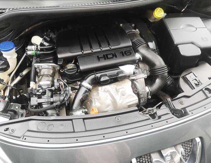 Peugeot 207 24