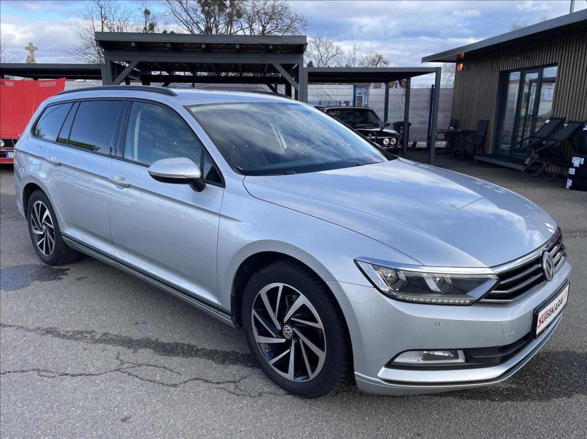 Volkswagen Passat Kombi 2,0 l 110 kw