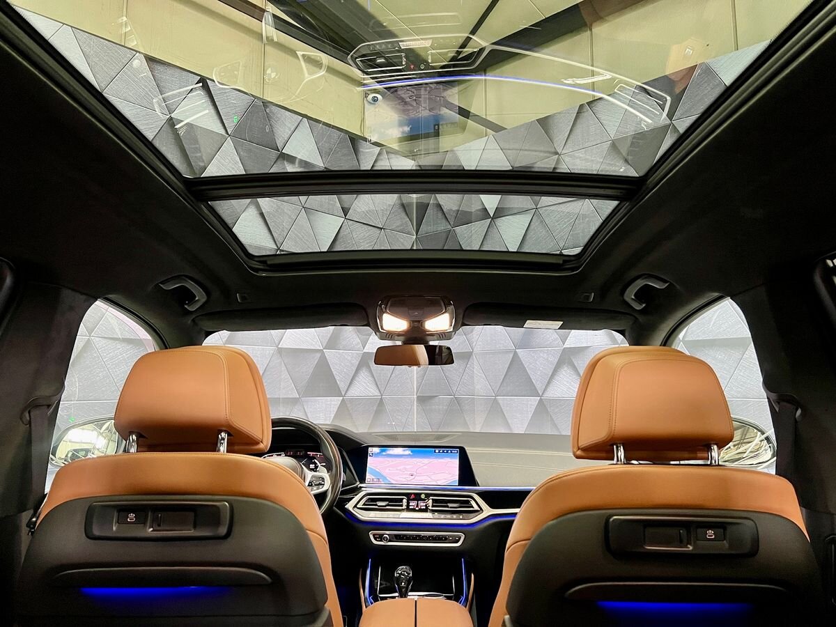 BMW X7 SUV / Terénní 3,0 l 250 kw