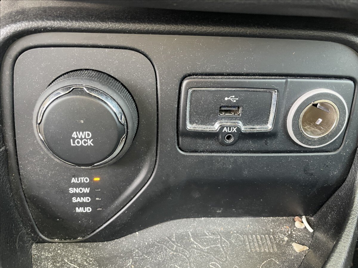 Jeep Renegade SUV / Terénní 2,0 l 103 kw