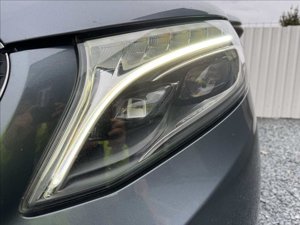 Mercedes-Benz Třídy V Kombi 2,1 l 120 kw