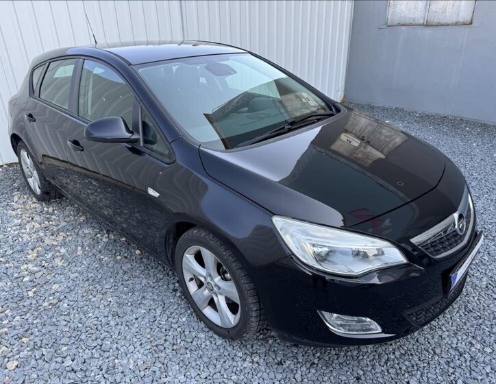 Opel Astra Hatchback 1,4 l 103 kw
