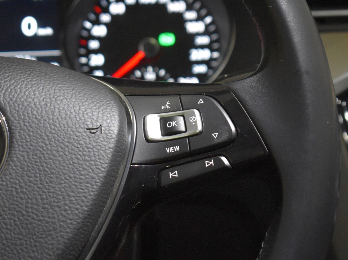 Volkswagen Arteon Liftback 1,5 l 110 kw