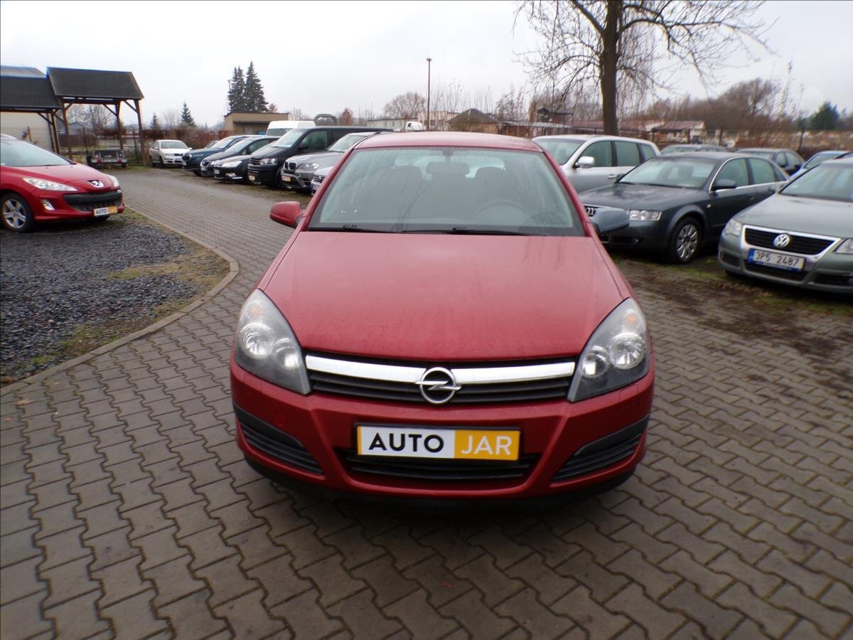 Opel Astra Hatchback 1,6 l 77 kw