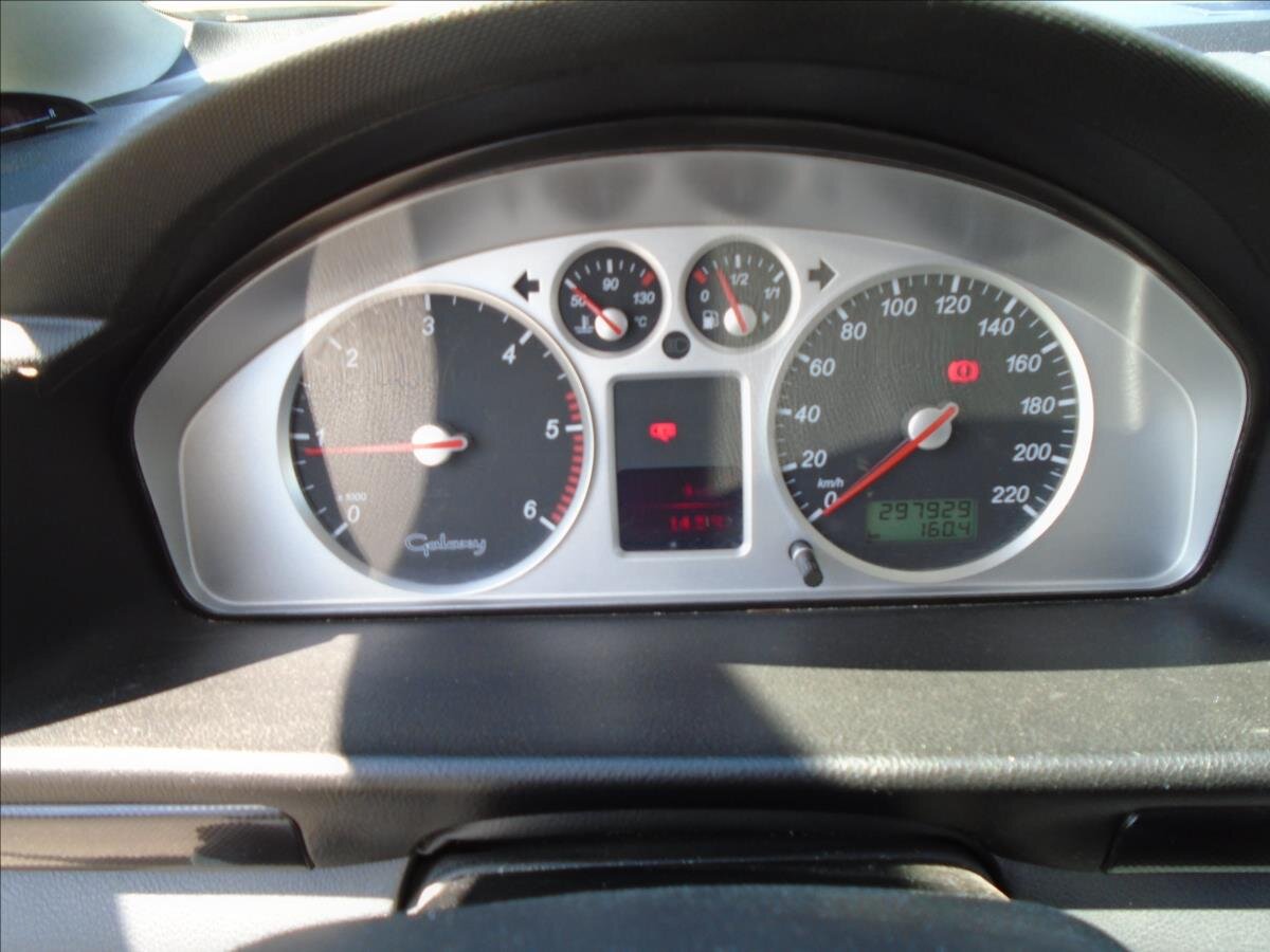 Ford Galaxy Kombi 1,9 l 85 kw