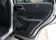 Mitsubishi Outlander 51