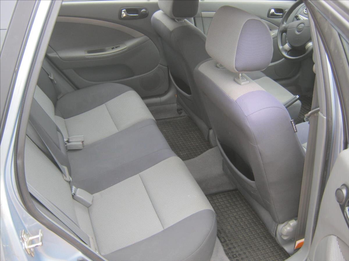 Chevrolet Lacetti Kombi 1,6 l 80 kw