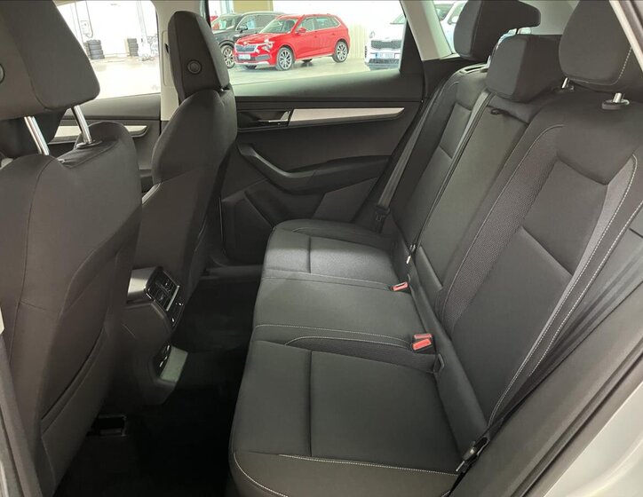 Škoda Karoq SUV / Terénní 1,5 l 110 kw