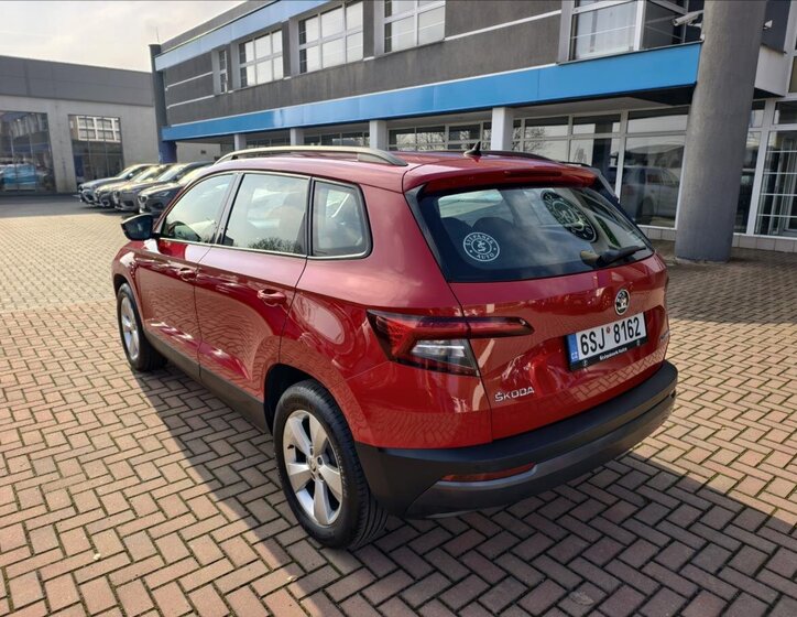 Škoda Karoq SUV 1,5 l 110 kw