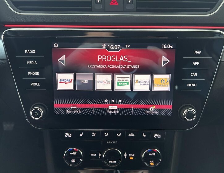 Škoda Superb Sedan / Limuzína 1,4 l 110 kw