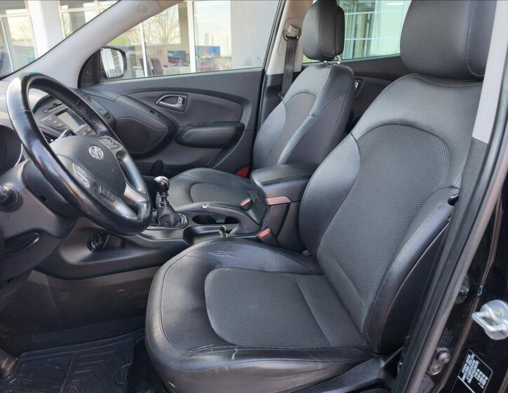 Hyundai ix35 SUV / Terénní 2,0 l 100 kw