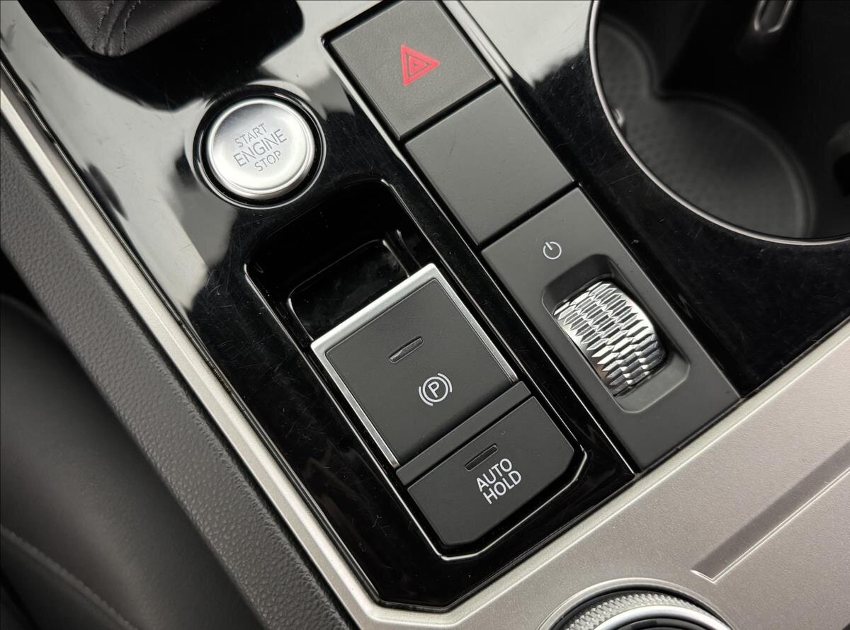 Volkswagen Touareg SUV 3,0 l 210 kw