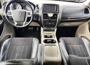 Lancia Voyager MPV 2,8 l 120 kw